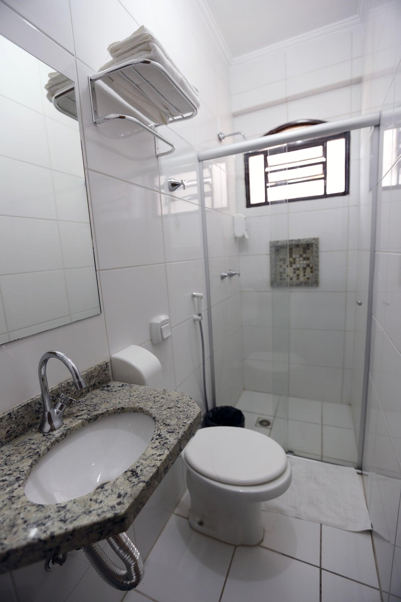 Equipamiento de Habitación Hotel King