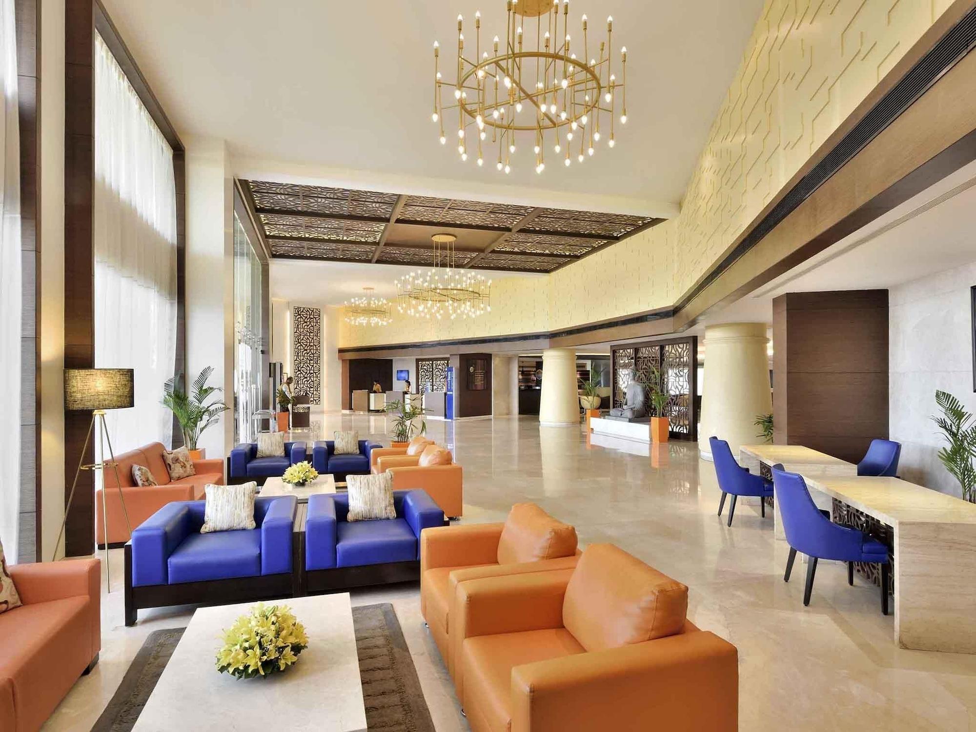 Vista Exterior Novotel Imagica Khopoli Hotel