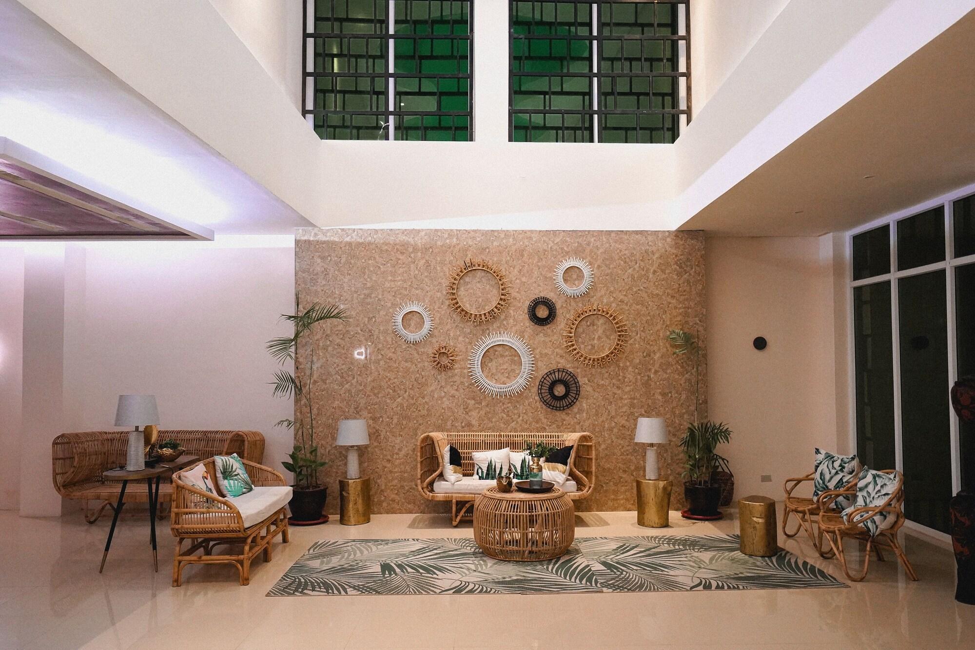 Vista Lobby Weekends Resorts El Nido