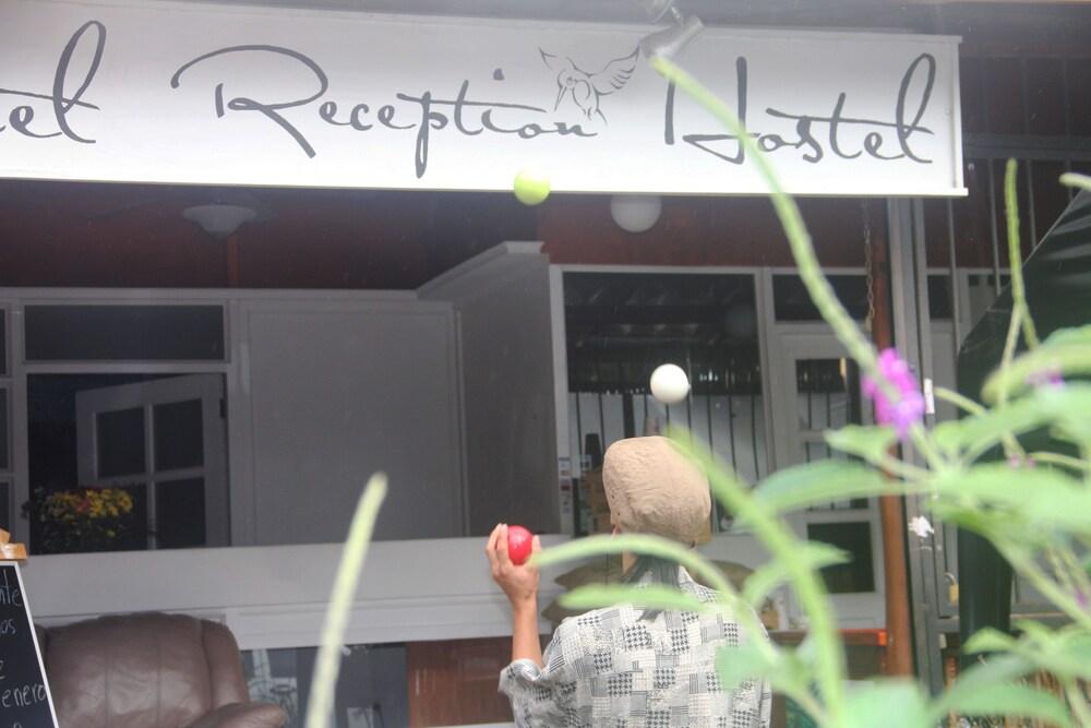 Vista Exterior Hotel Reventazon