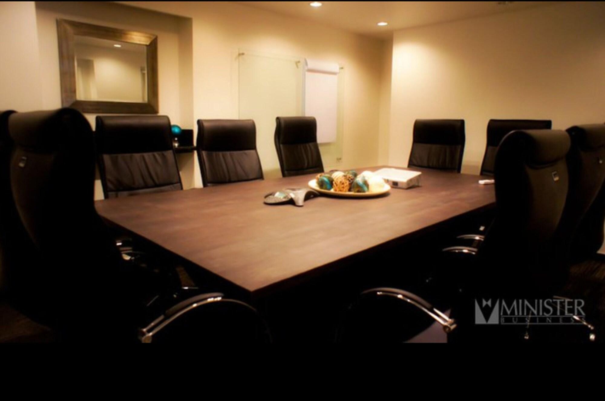 Sala de Reuniones Minister Business Hotel