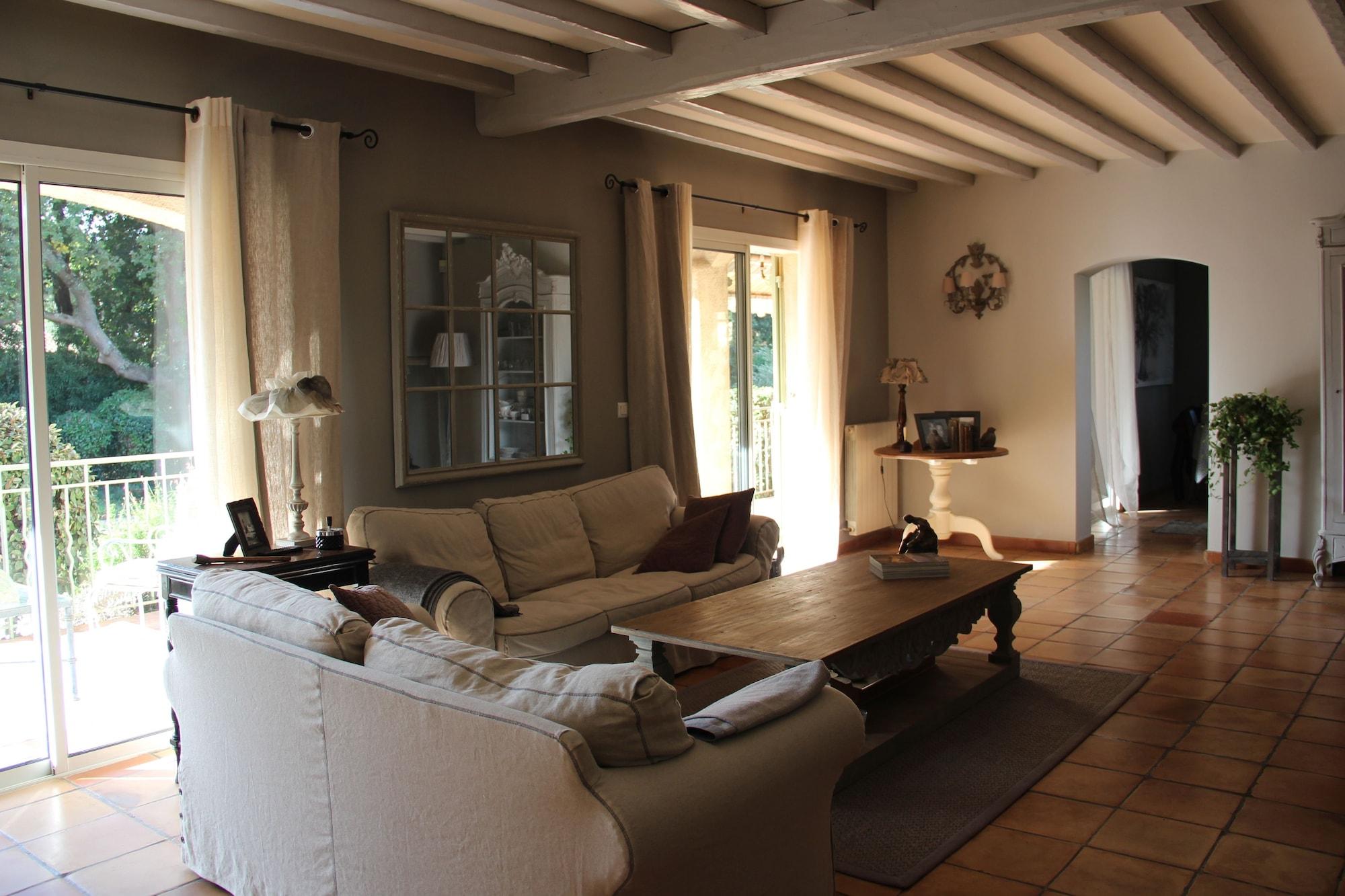 Vista Lobby La Bastide du Bouchou