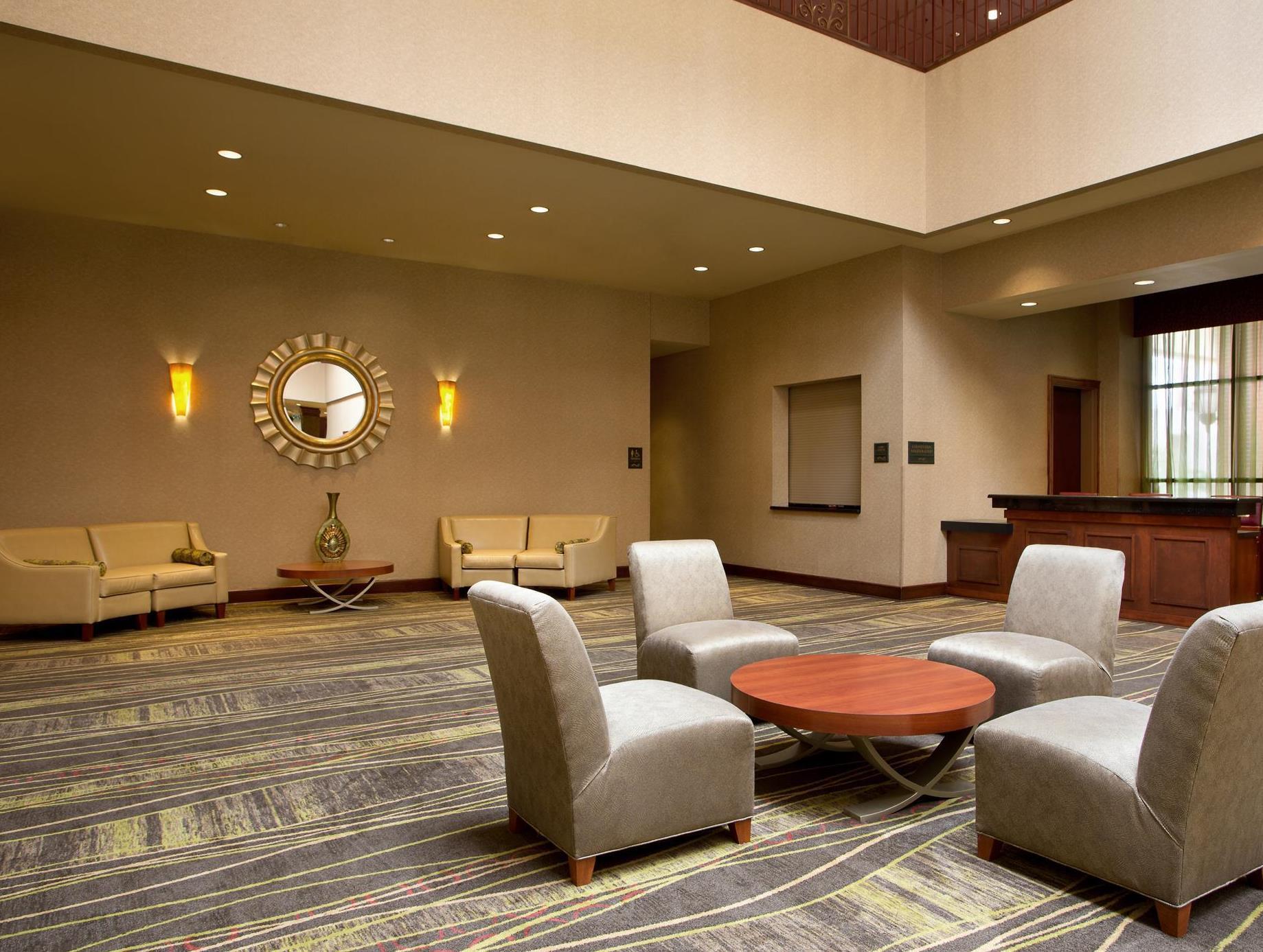 Vista Lobby Embassy Suites Lincoln