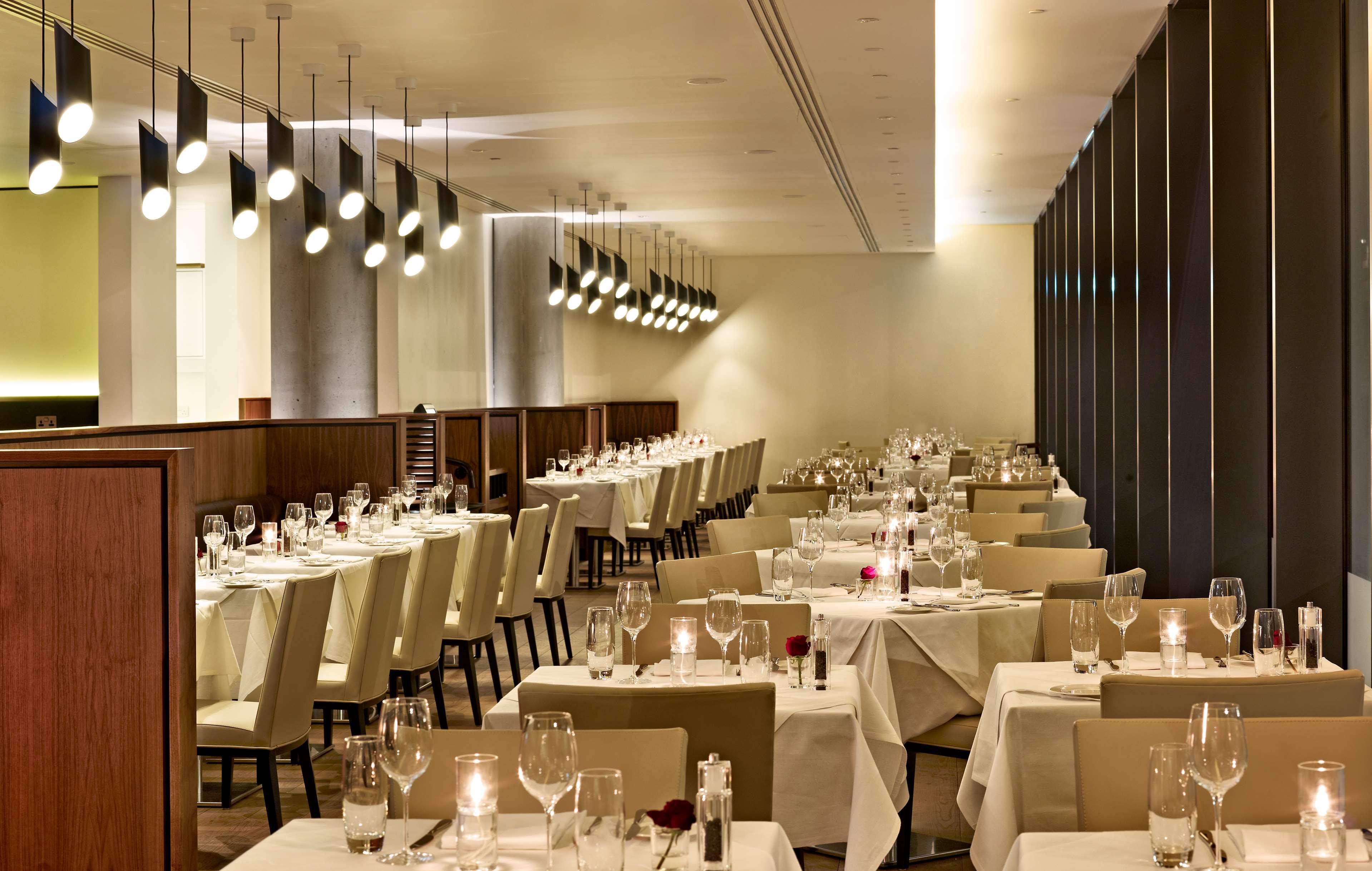 Restaurant DoubleTree by Hilton Hotel London -Tower of London