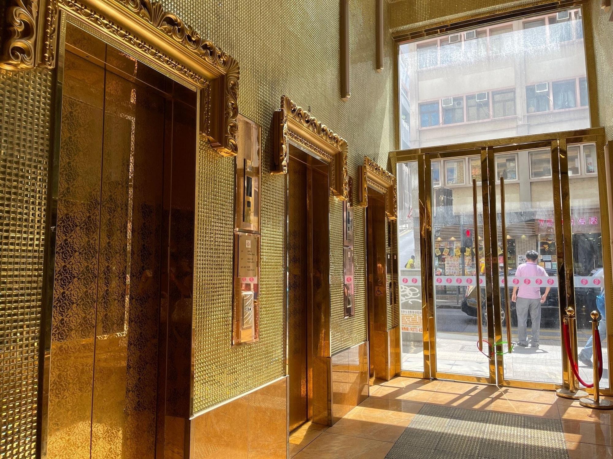 Vista Exterior Ramada Hong Kong Harbour View