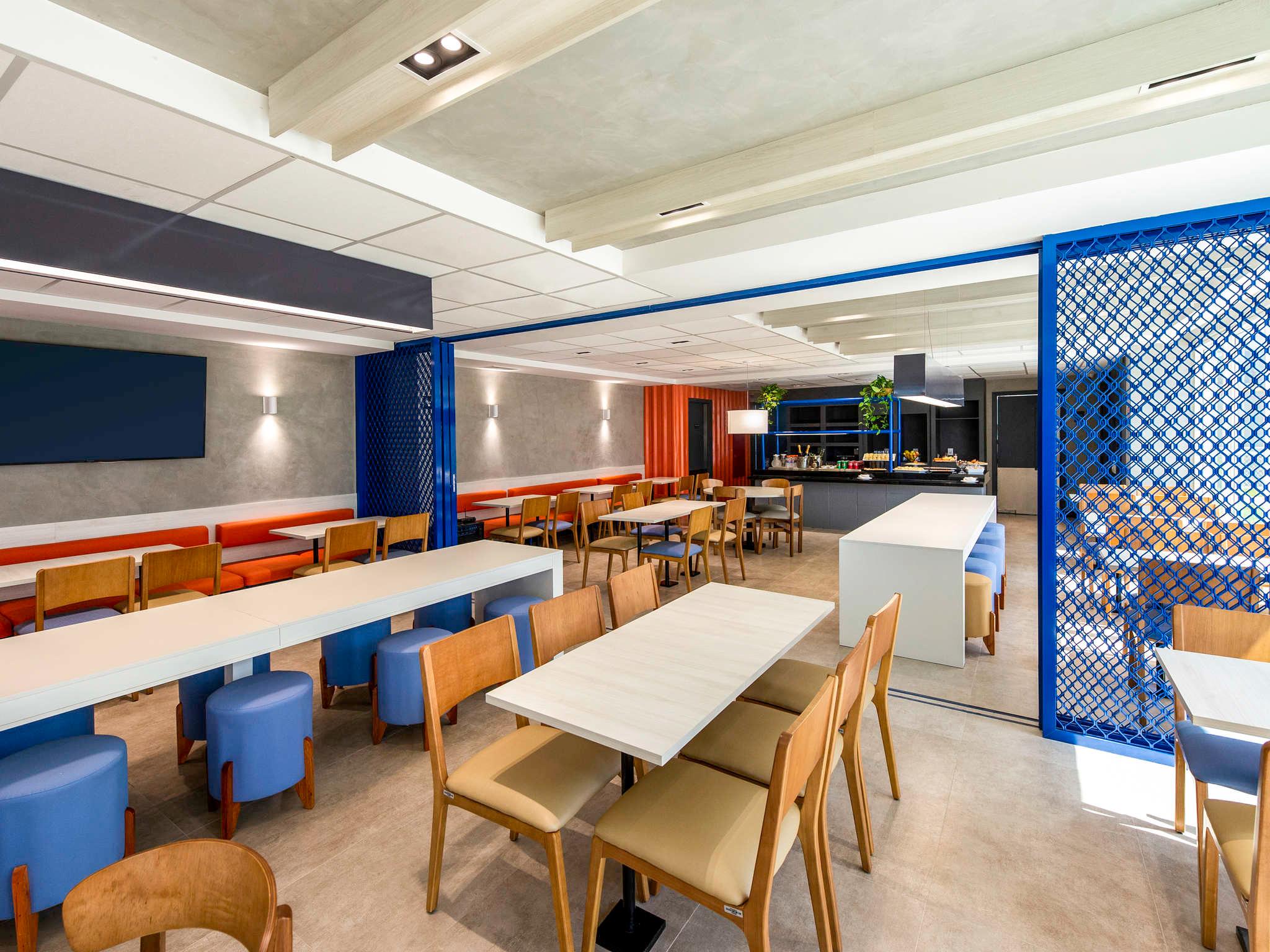 Restaurant ibis budget Recife Jaboatão