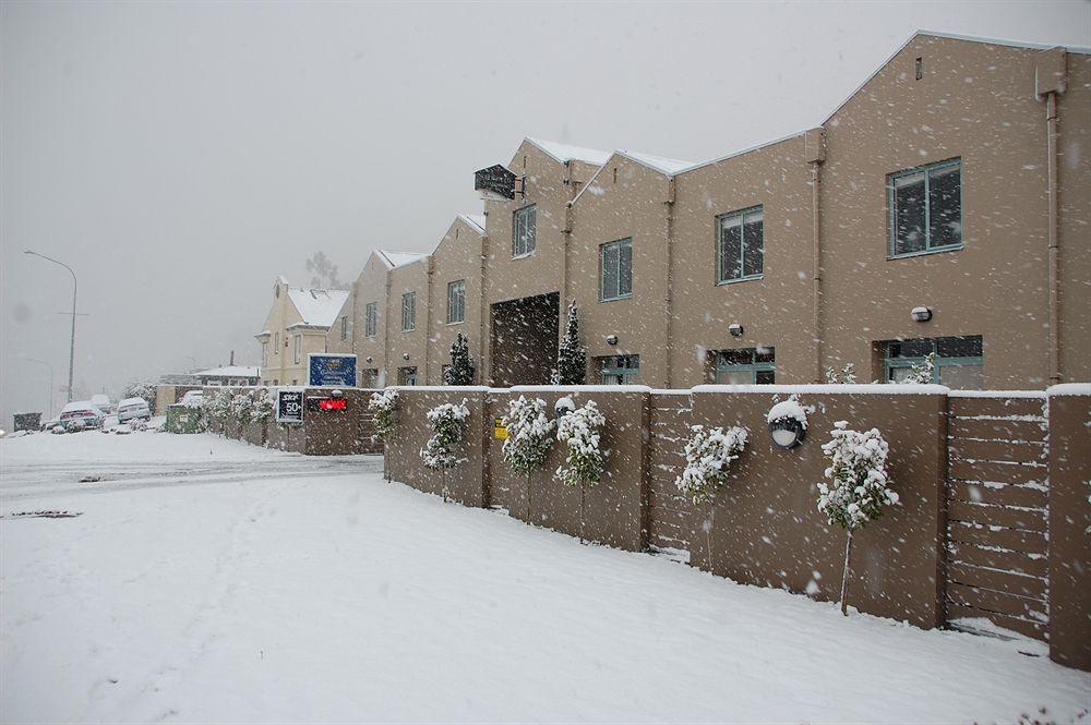 Queenstown Gateway Apartments by null