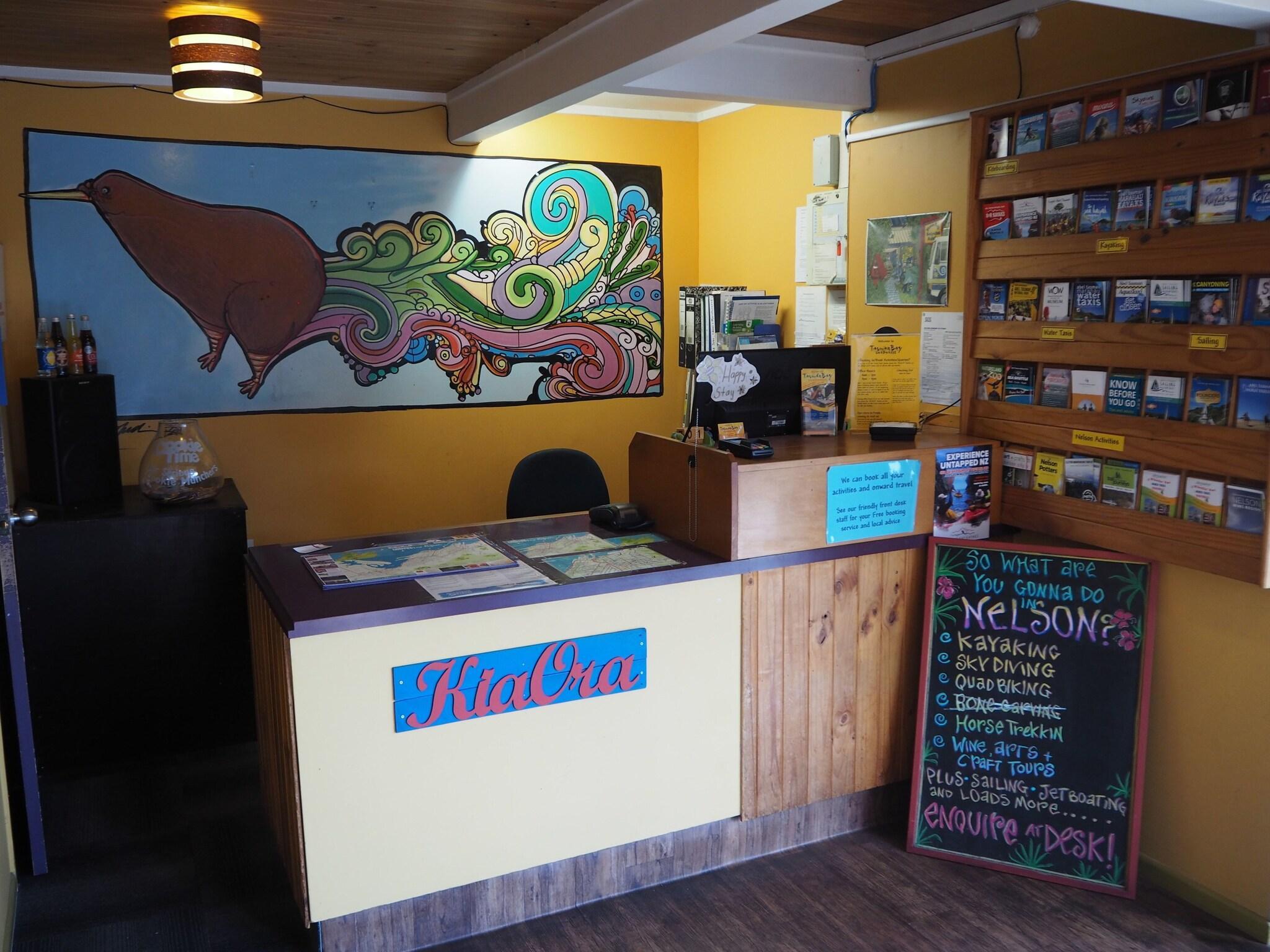 Vista Lobby Tasman Bay Backpackers