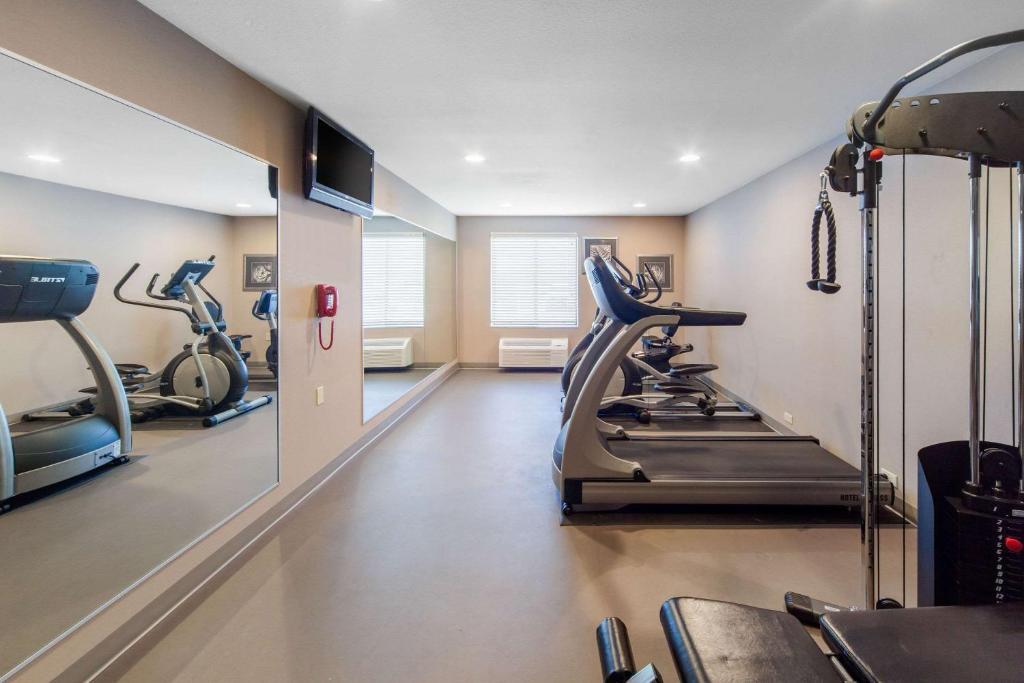 Instalaciones Recreativas Garner Hotel Norman Universirty Area by IHG