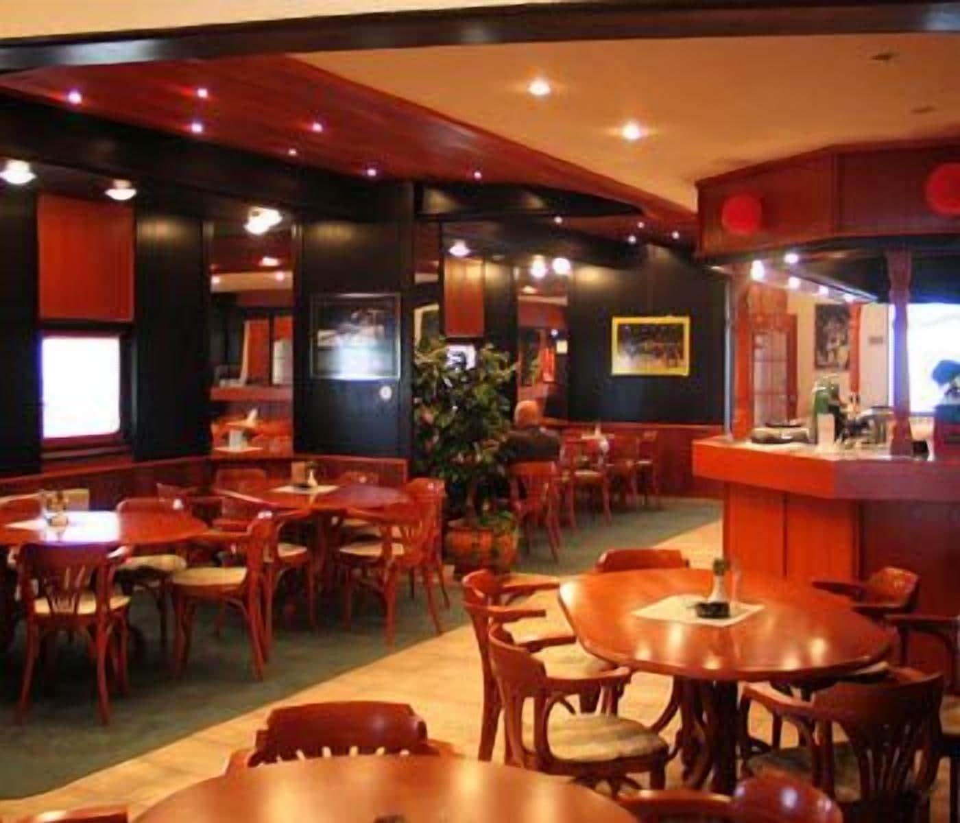 Bar/Salón Hotel Prebold