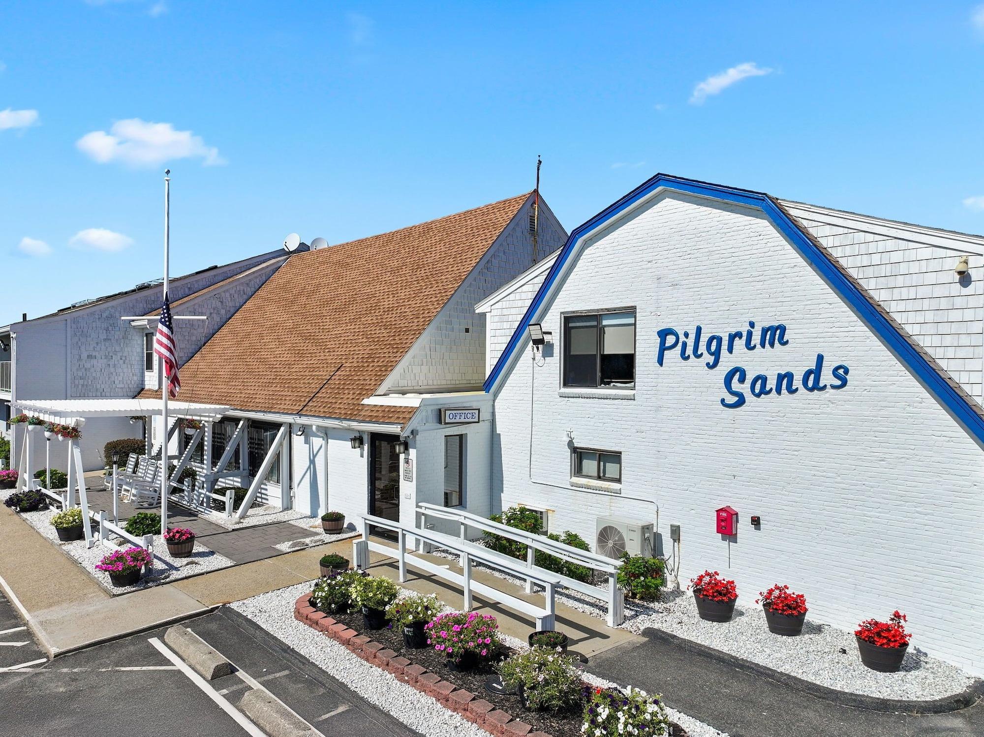 Vista Exterior Pilgrim Sands on Long Beach