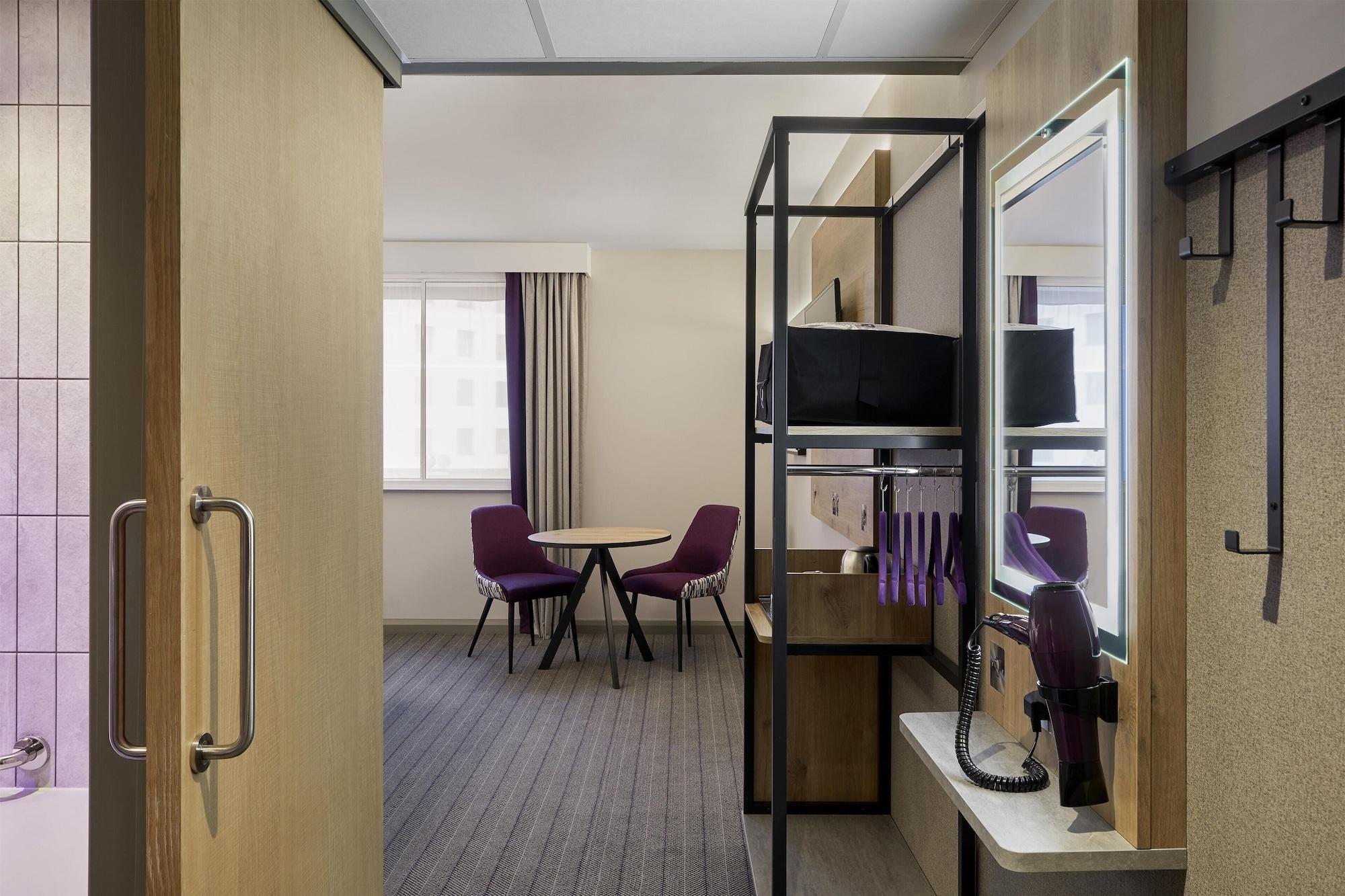 Set de Habitación Premier Inn Gatwick Crawley - Goff's Park
