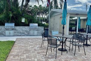 Alquiler Vacacional - Siesta Key GULF SIDE~#100 - Peaceful Private Condo,  3 Pools, Jamaica Royale