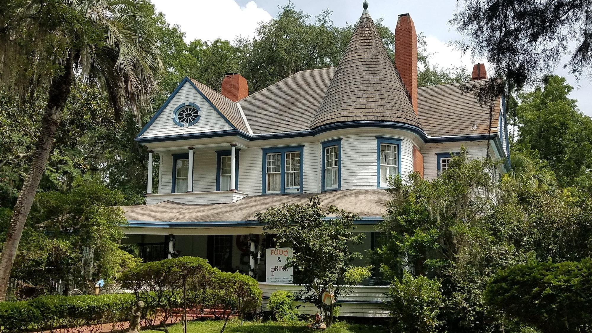 Varios Daffodale House B&B