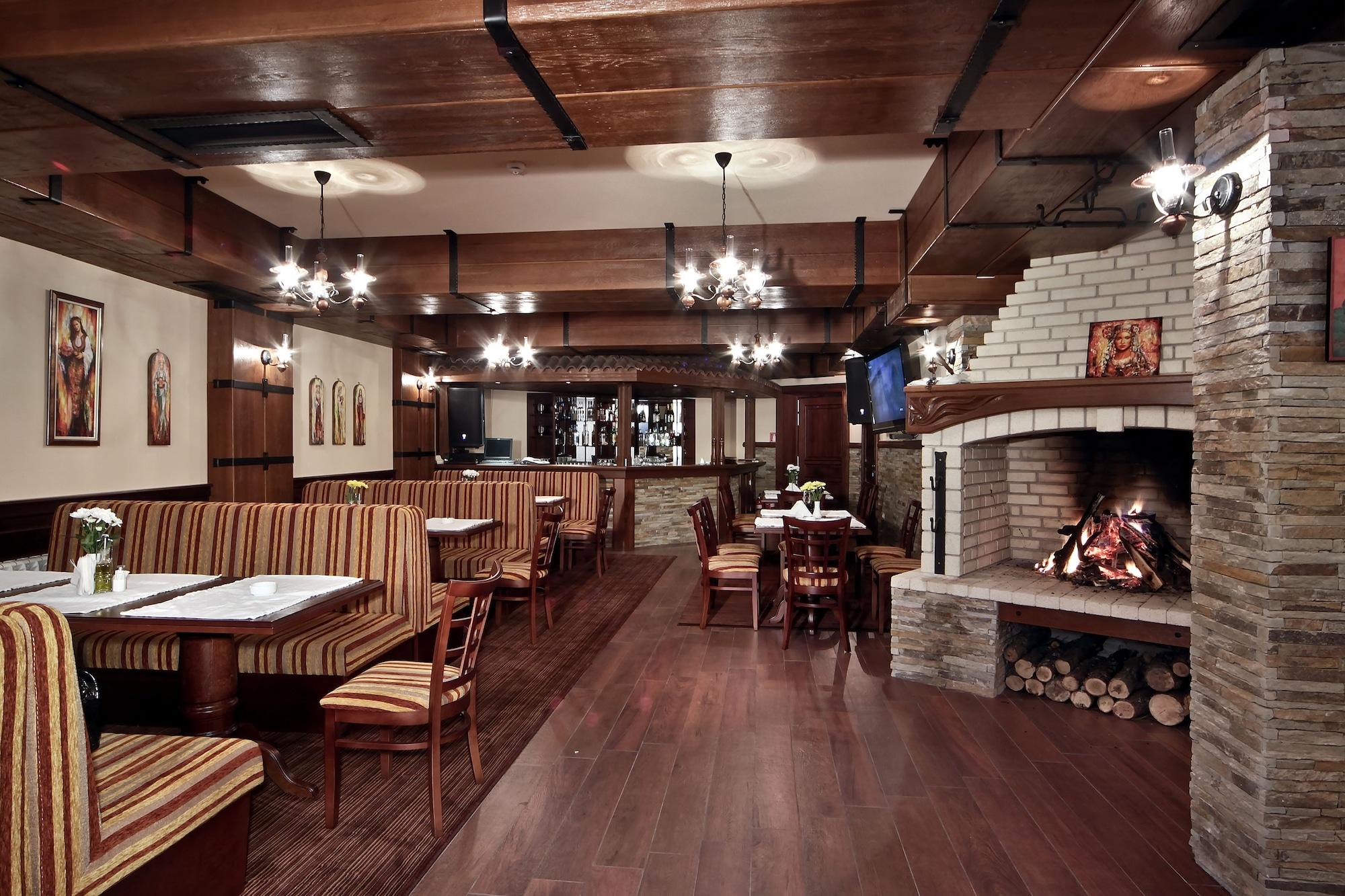 Restaurant Shiroka Laka Hotel