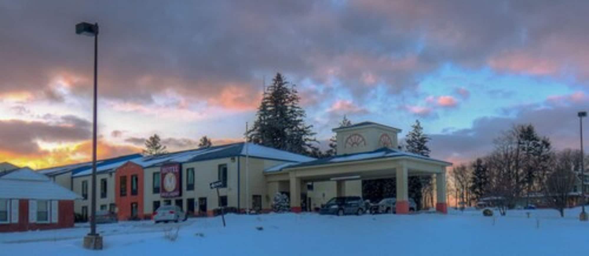 Vista Exterior Hotel M Mount Pocono