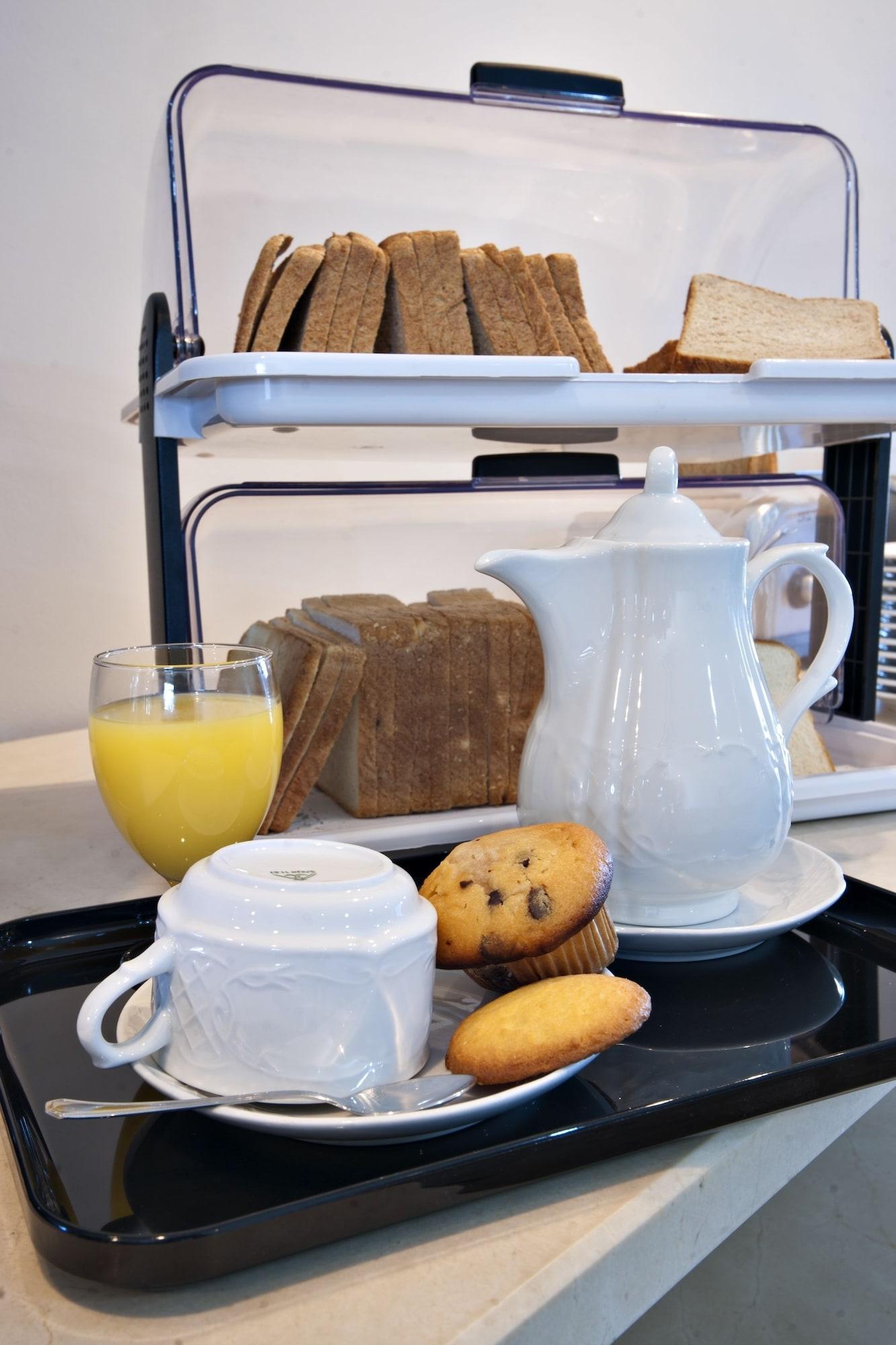 Bar/Salón Hostal T4