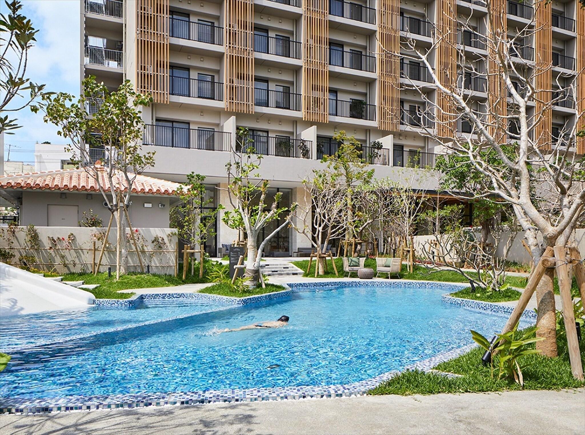 Vista Exterior Hotel Strata Naha