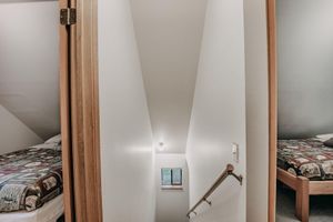 Alquiler Temporario - 67mf- Hot Tub - Pets Ok - Bbq - Sleeps 5 3 Bedroom Home by RedAwning