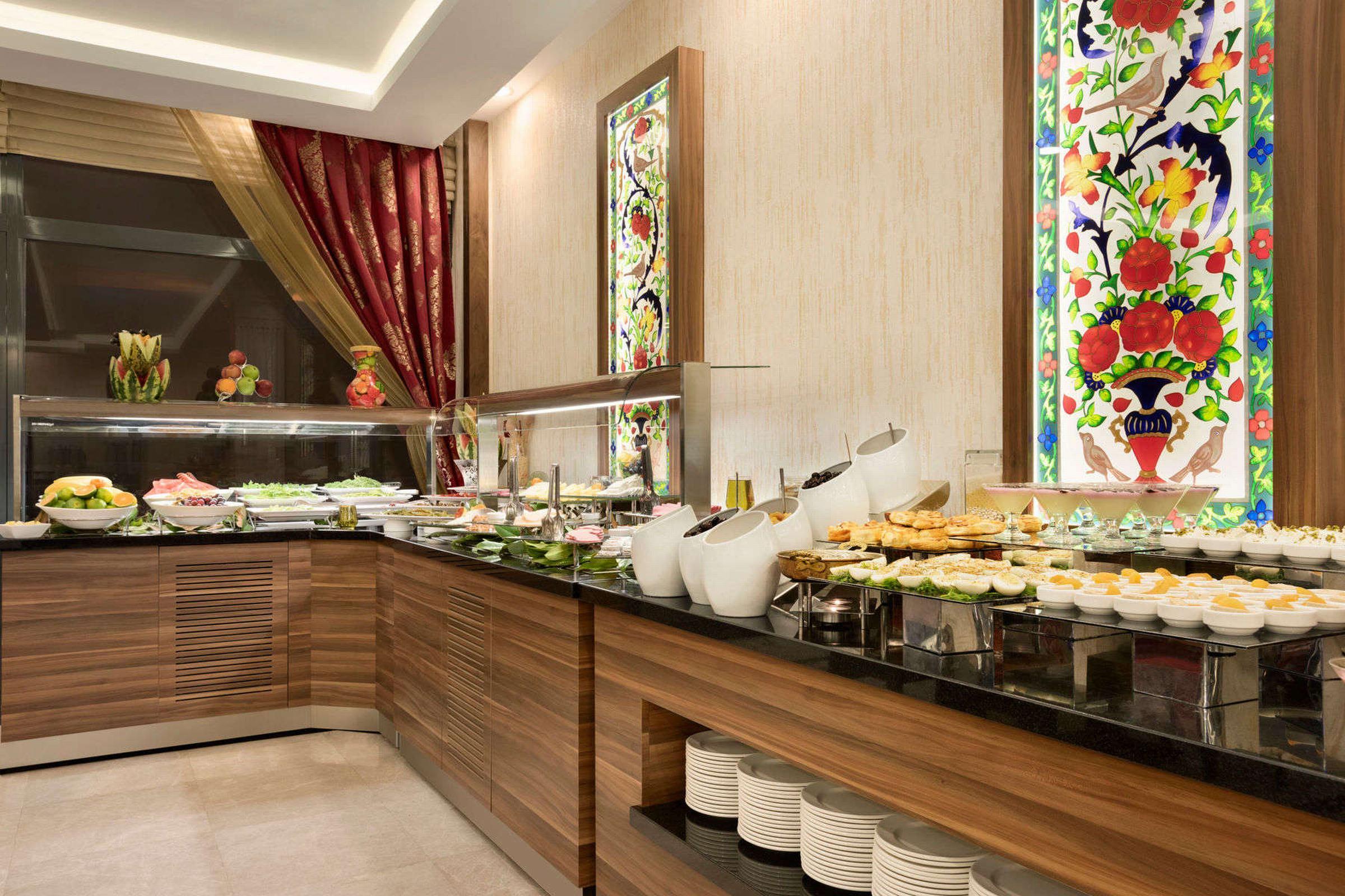 Restaurant Ramada By Wyndham Yalova