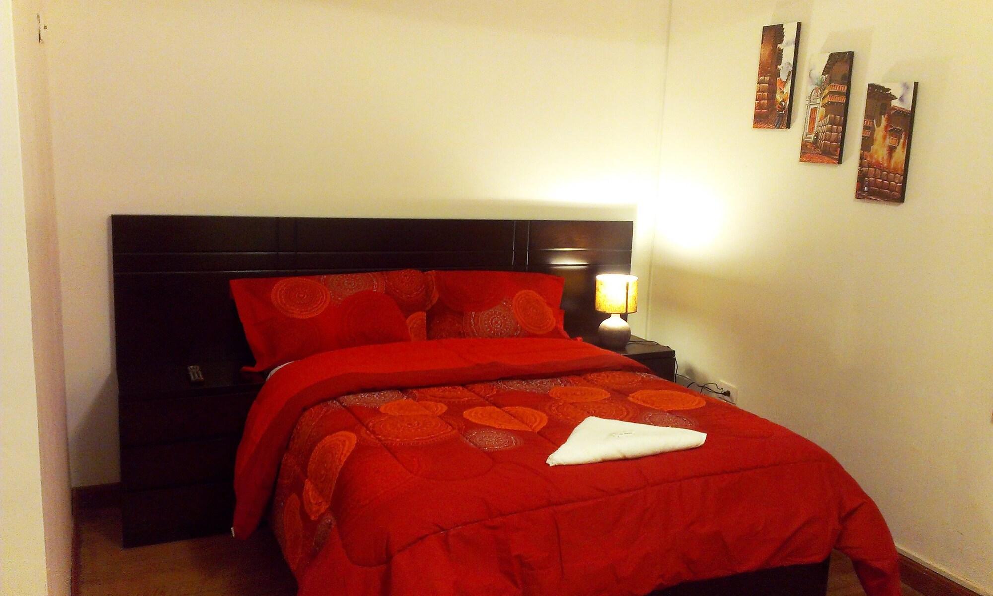 Varios Huayruro Guest House