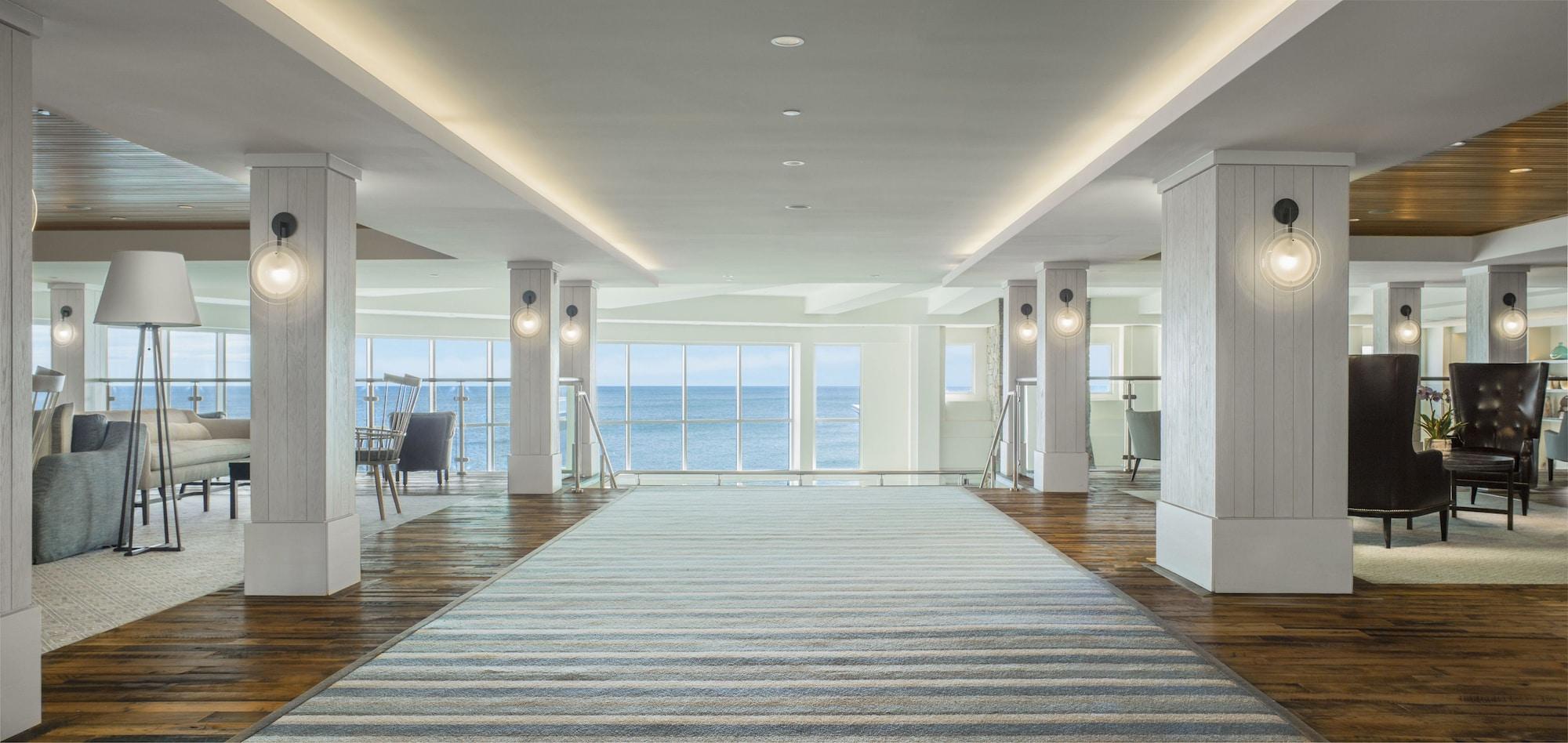 Vista Lobby Cliff House Maine