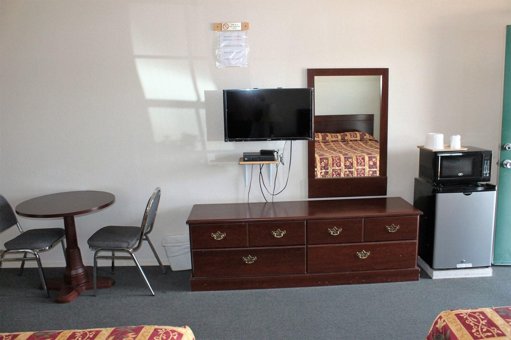 Set de Habitación Adobe Inn Motel