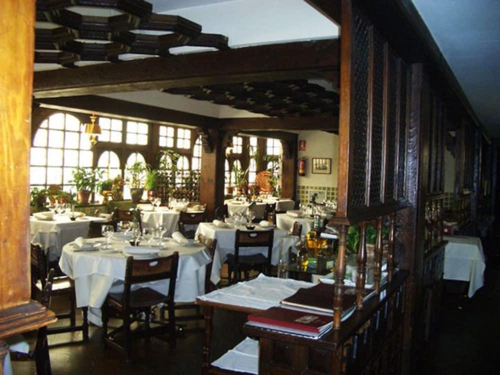 Restaurant Hotel Almirante Bonifaz