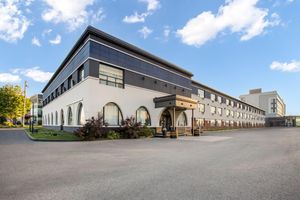Alojamiento - Days Inn & Conference Centre by Wyndham Montreal Airport
