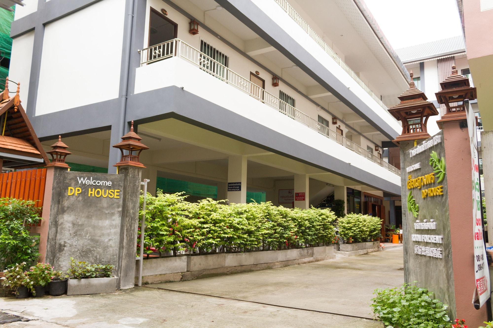 Vista Exterior DP House