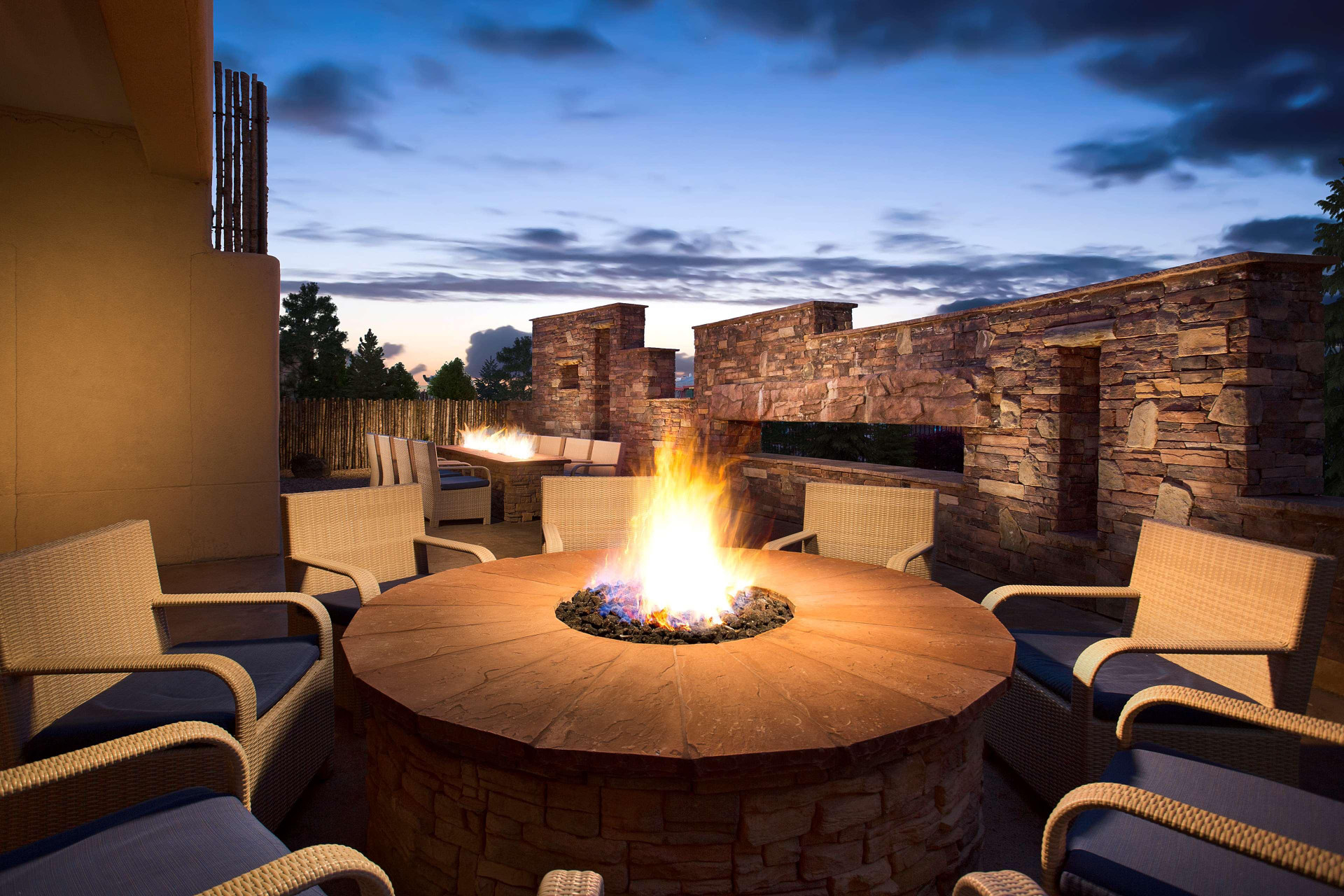 Vista Exterior Hilton Santa Fe Buffalo Thunder