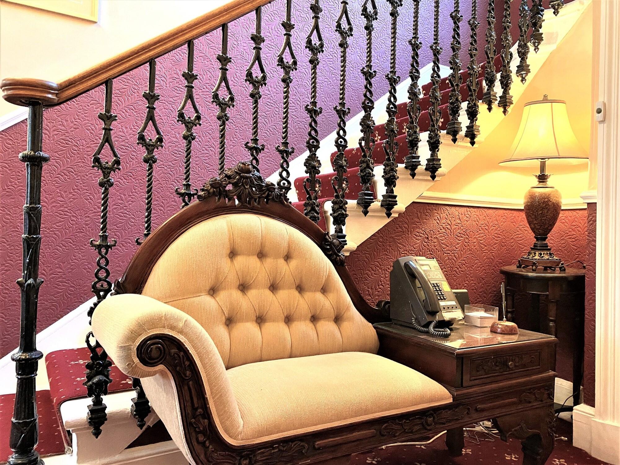 Vista Lobby Glenalmond Guest House
