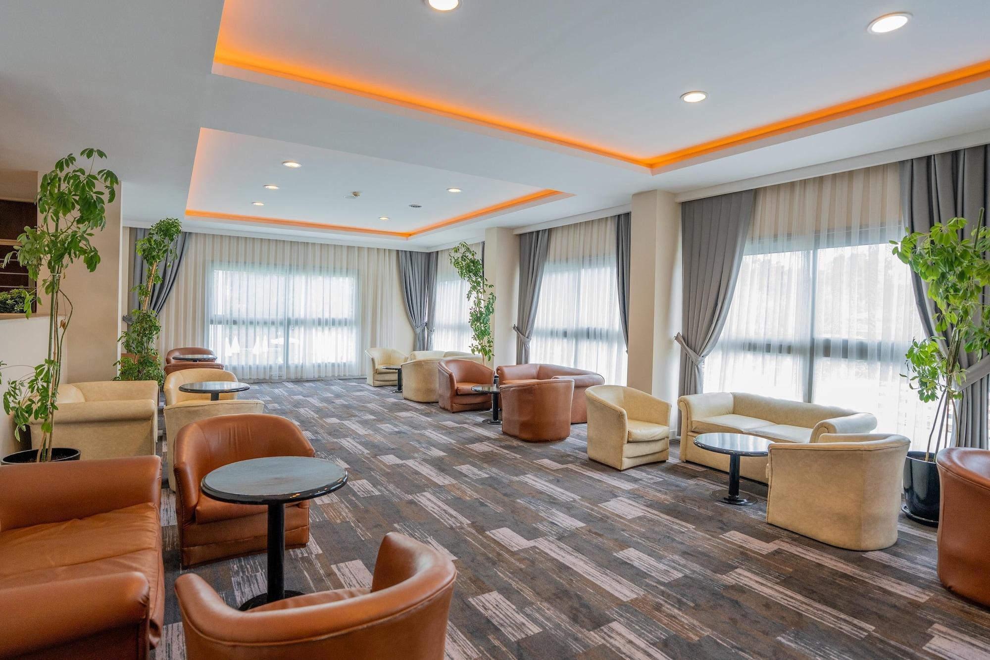 Vista Lobby Marbel Hotel by Palm Wings