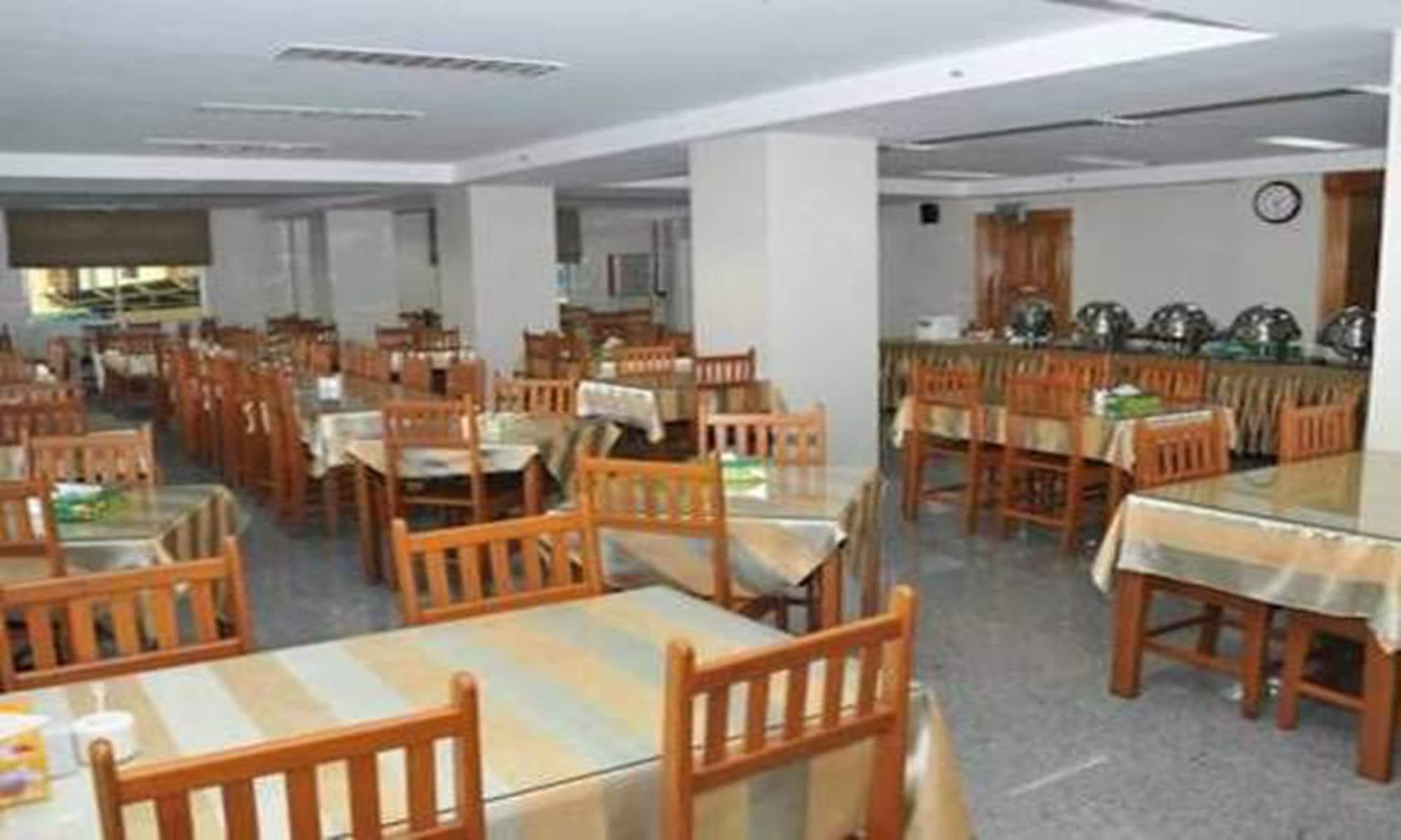 Restaurant Shwe Phyu Hotel