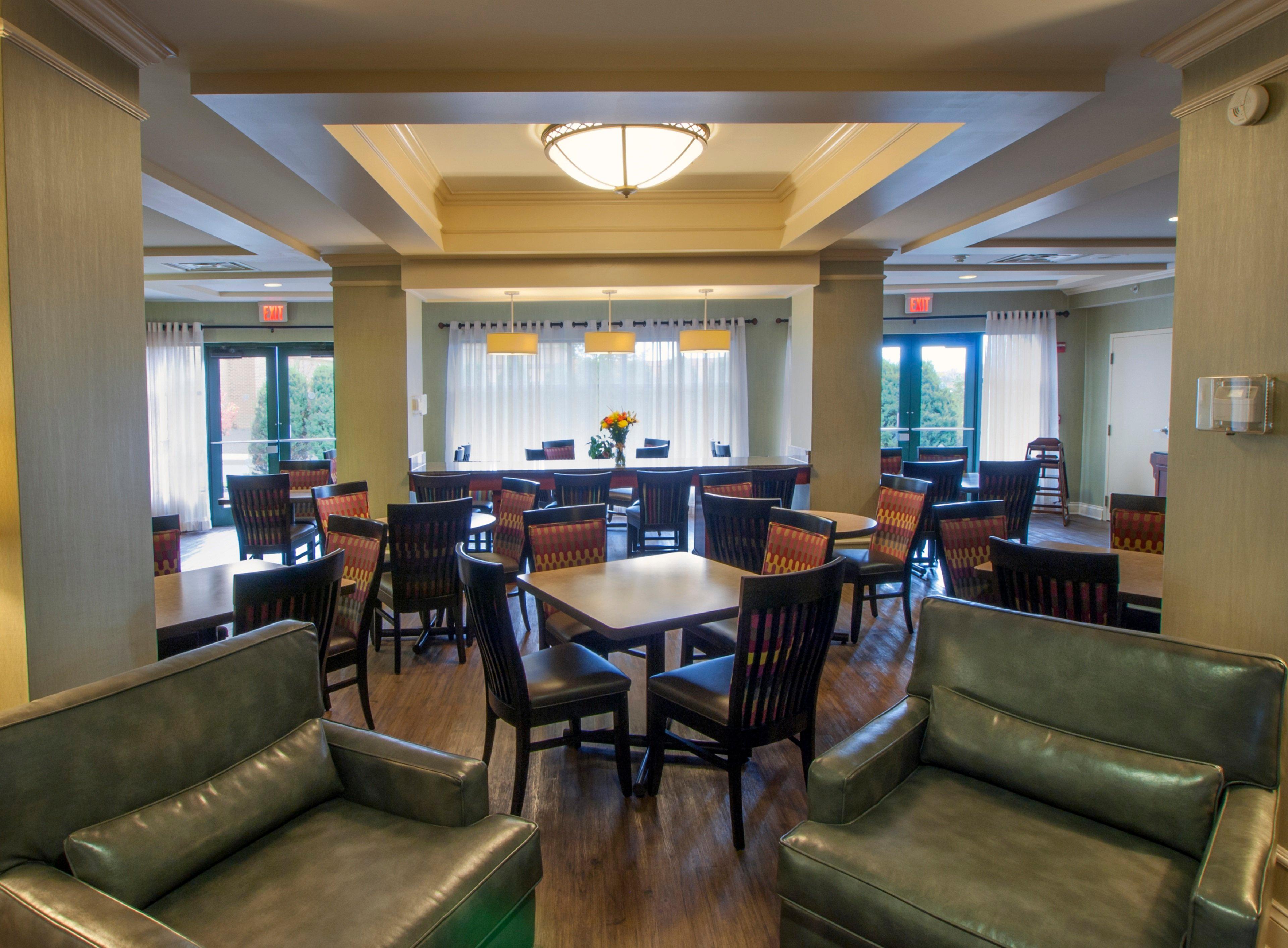 Restaurant Holiday Inn Express Hotel & Suites Buffalo-Airport by IHG