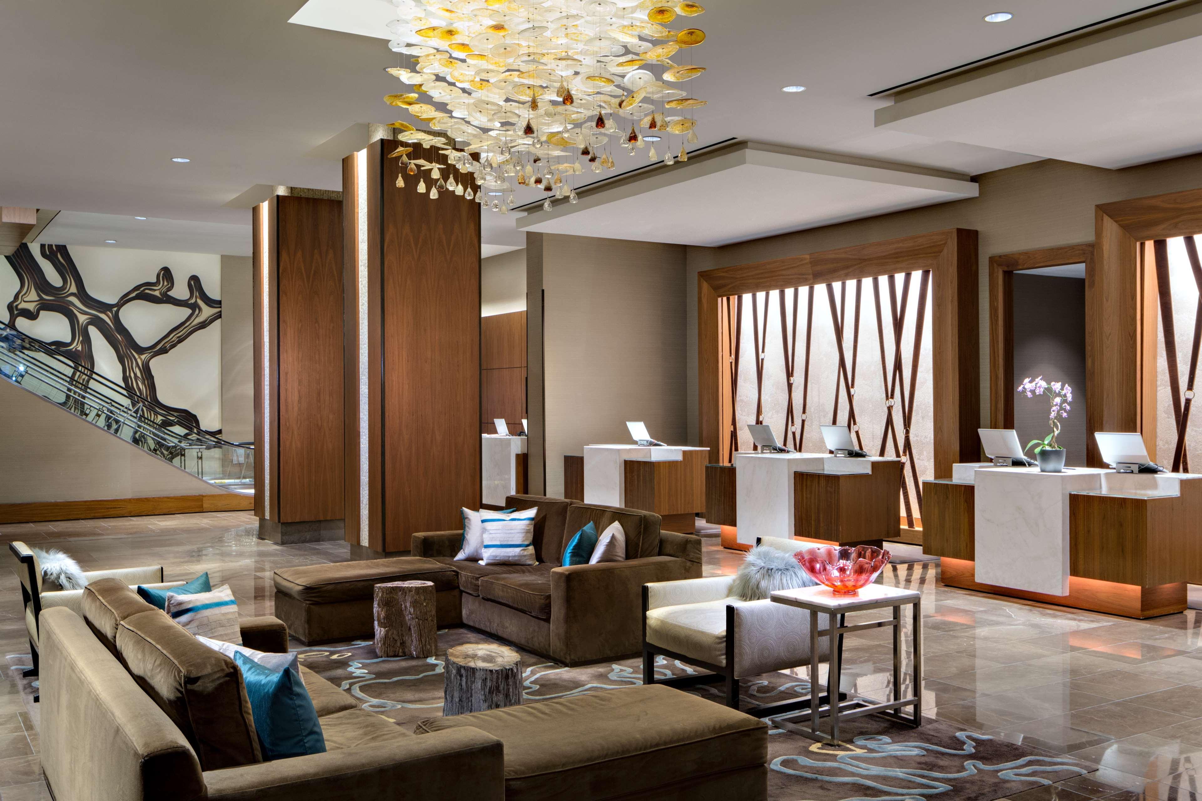 Vista Lobby Hyatt Regency San Antonio Riverwalk