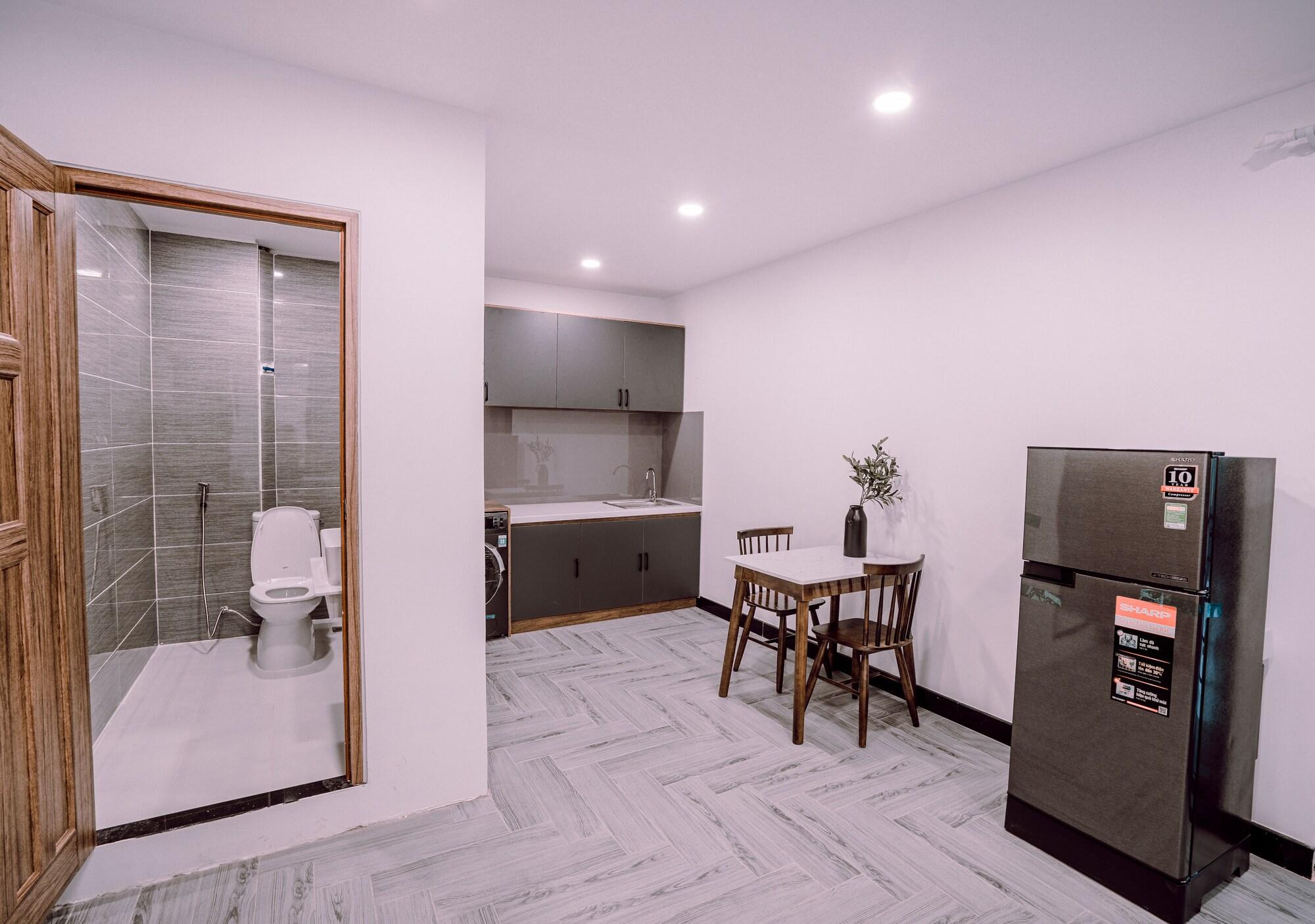 Varios MINT HOTEL