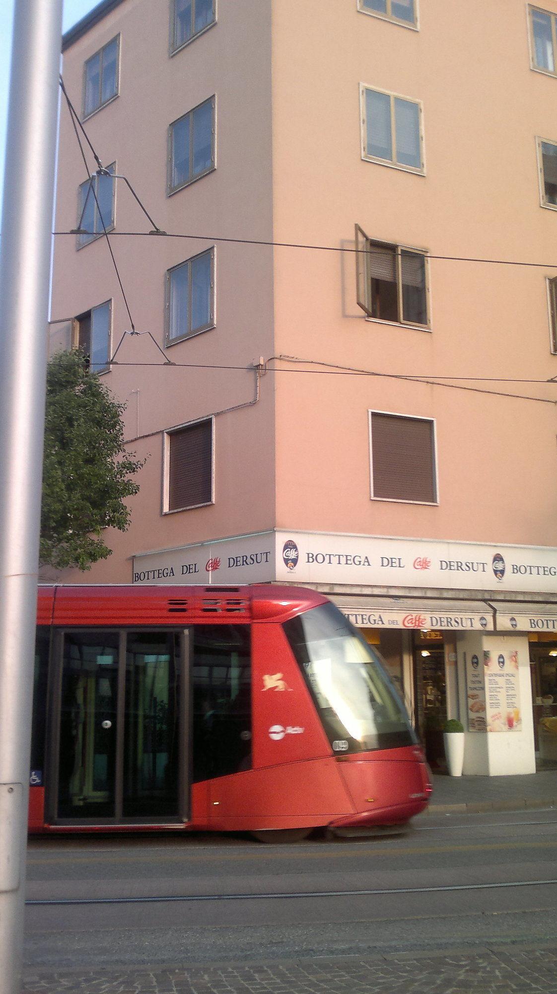 Vista Exterior Venice Bangla Guest House