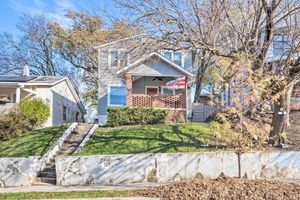 Renta temporal - Ideally Located DC Home w/ Pool Table & Patio