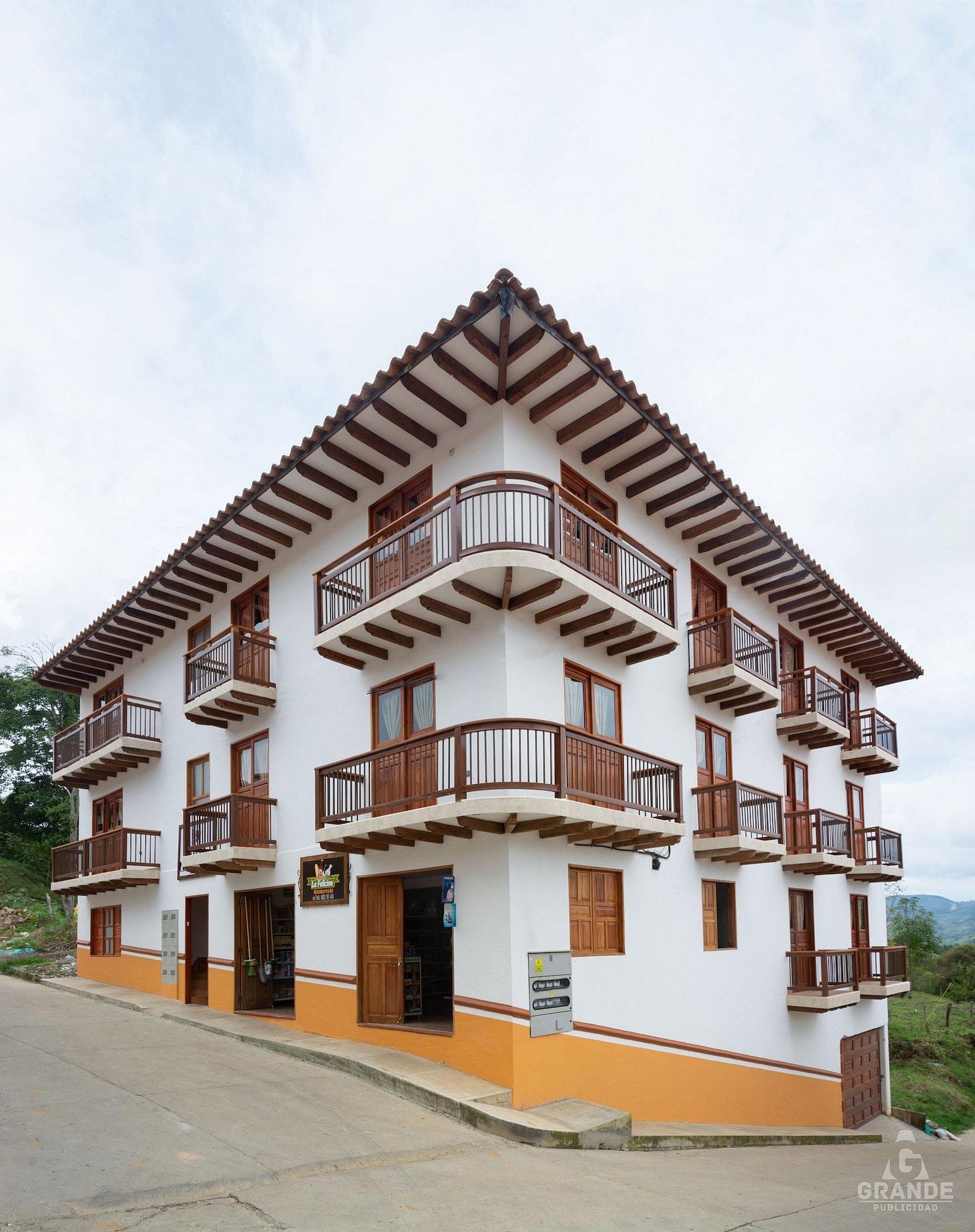 Vista Exterior Hotel Madre Laura
