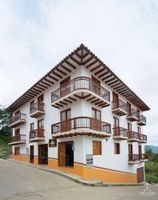 Alojamiento - Hotel Madre Laura