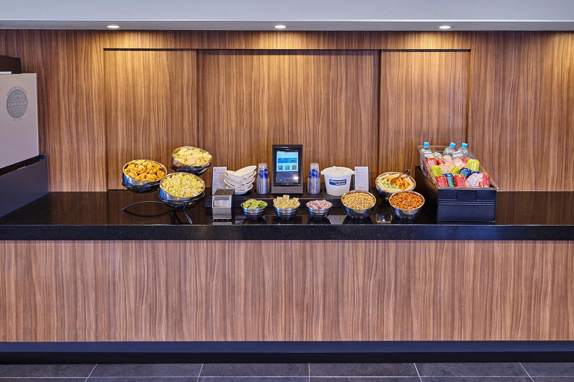 Restaurant City Express by Marriott Ciudad de México Tlalnepantla