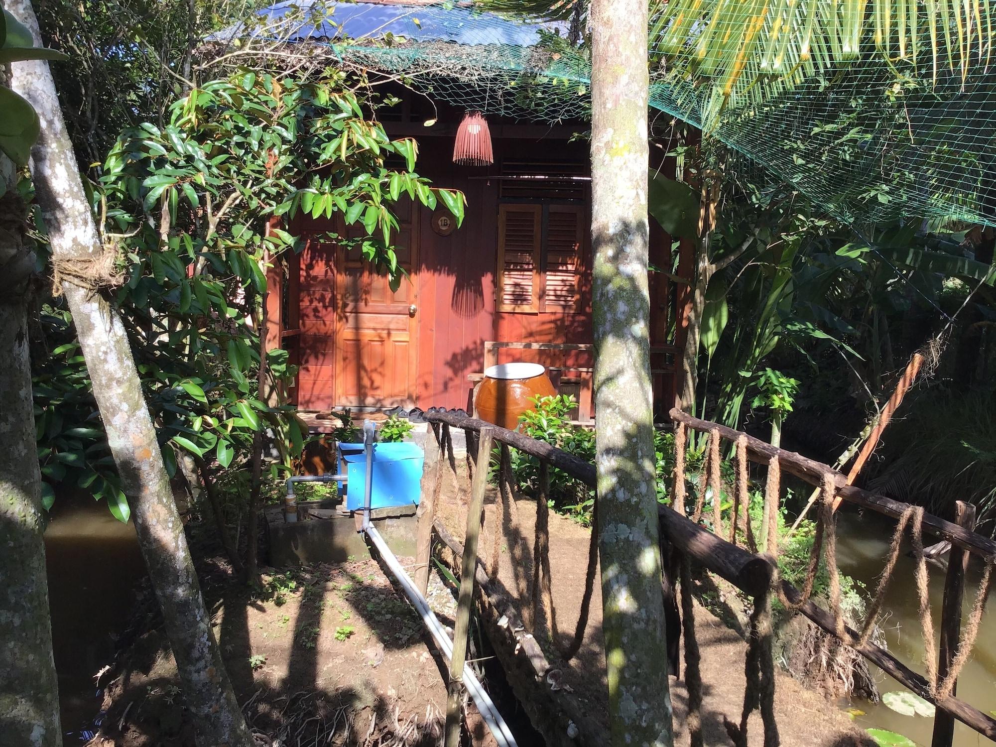 Vista Exterior Ben Tre Farm Stay