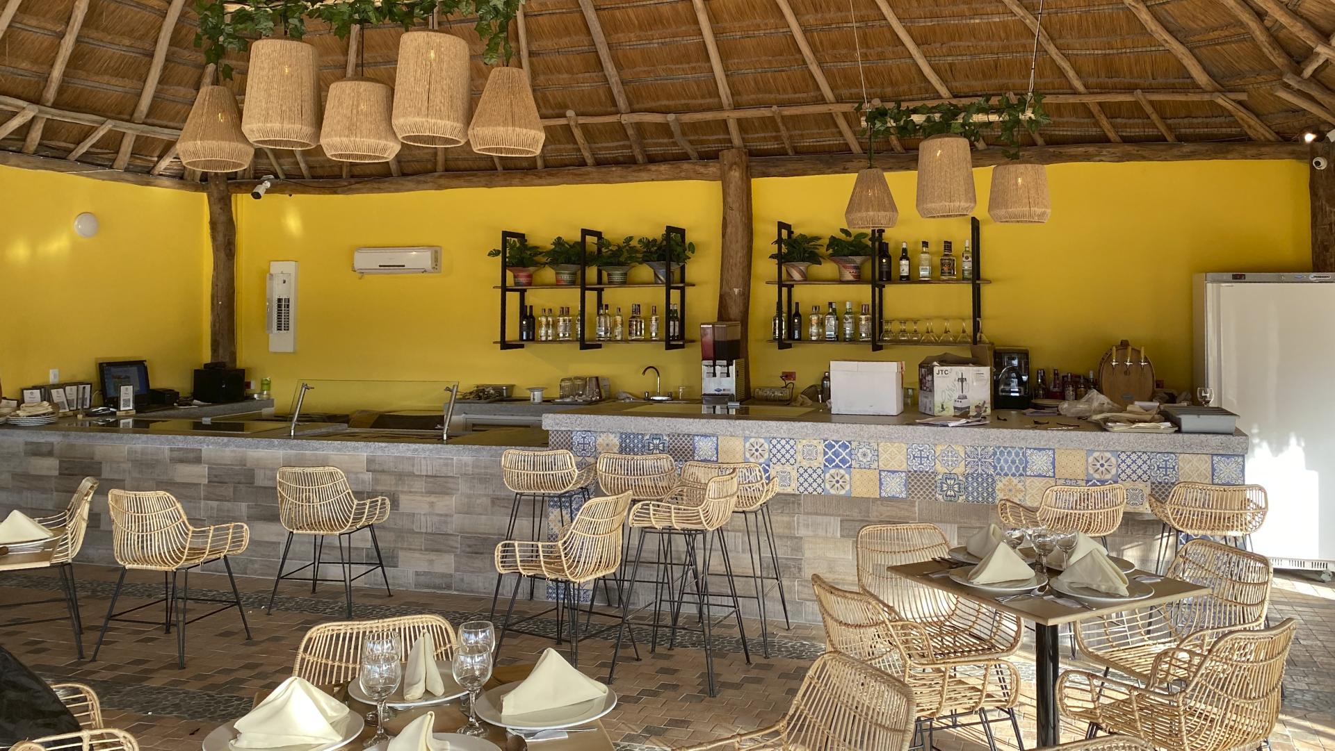 Restaurant Hotel Wayira Beach by On vacation