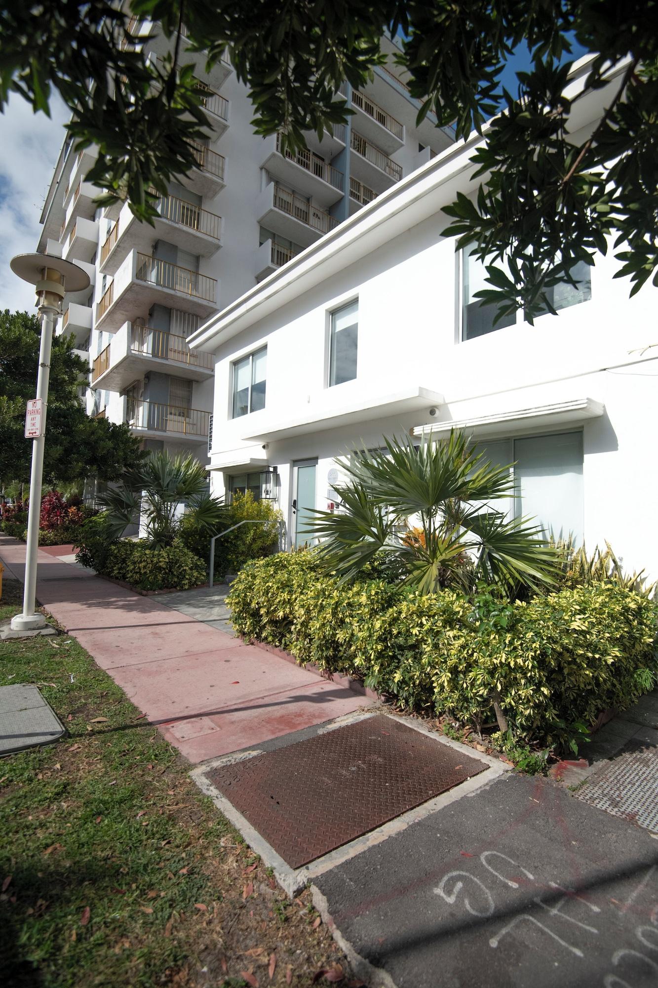 Vista Exterior Agave on the Beach