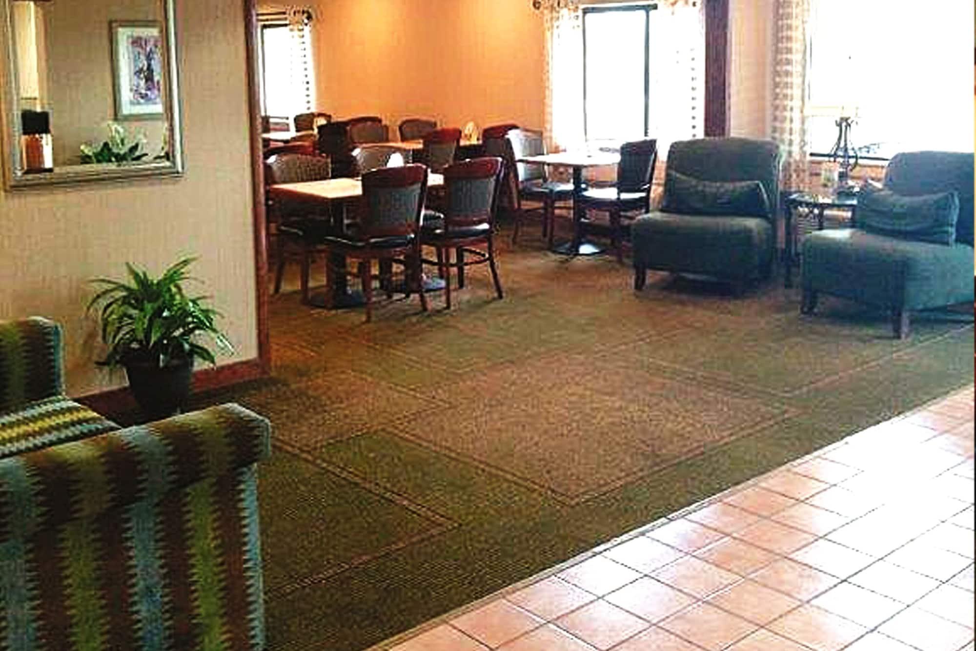 Vista Lobby La Quinta Inn by Wyndham Detroit Southgate