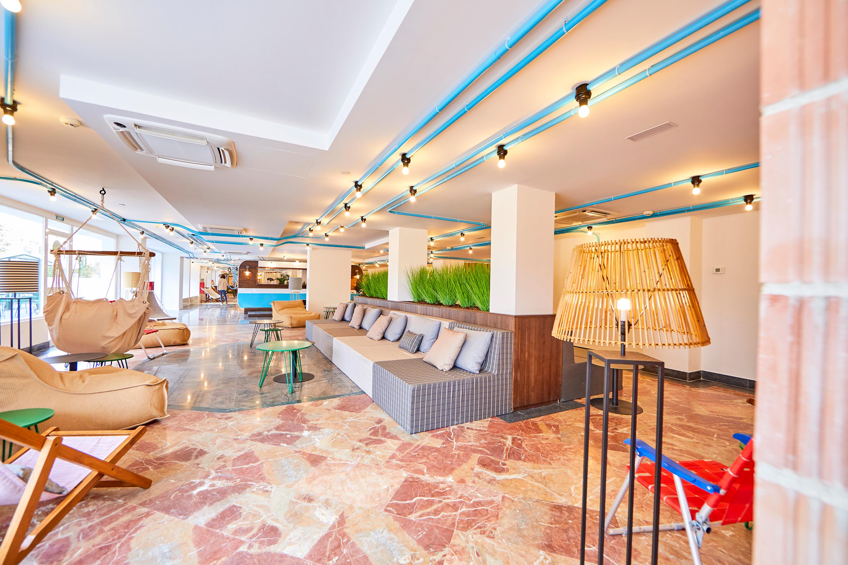 Vista Lobby tent Playa de Palma