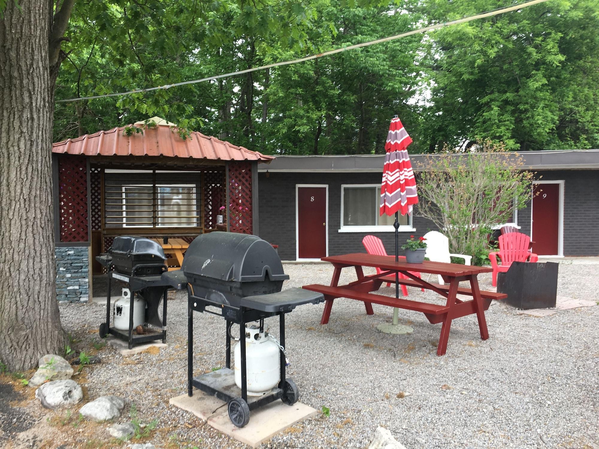 Varios Edgewater Resorts - Edgewater Inn