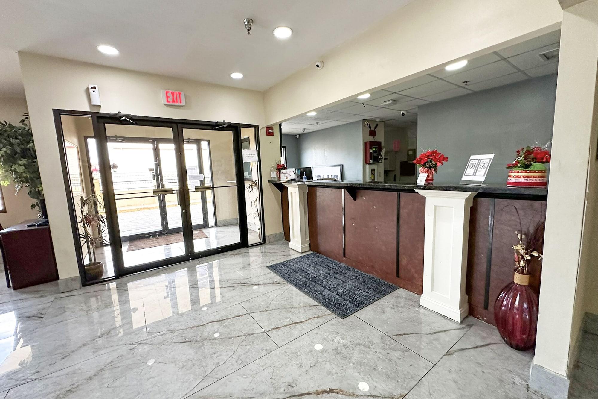 Vista Lobby OYO Hotel Rome West GA