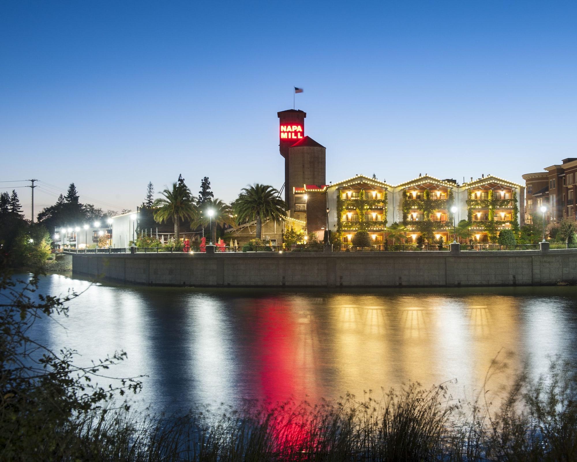 Vista Exterior Napa River Inn